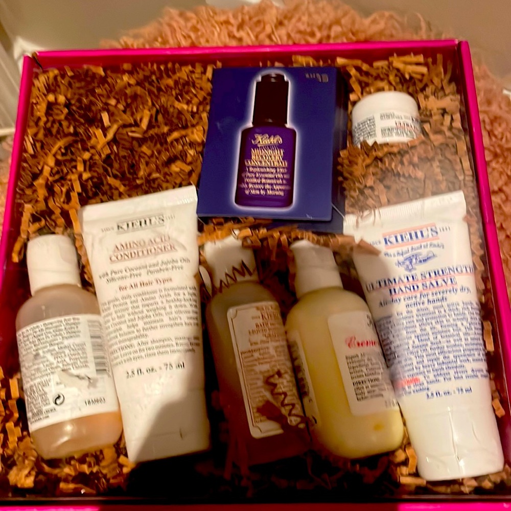 Kiehls gift basket